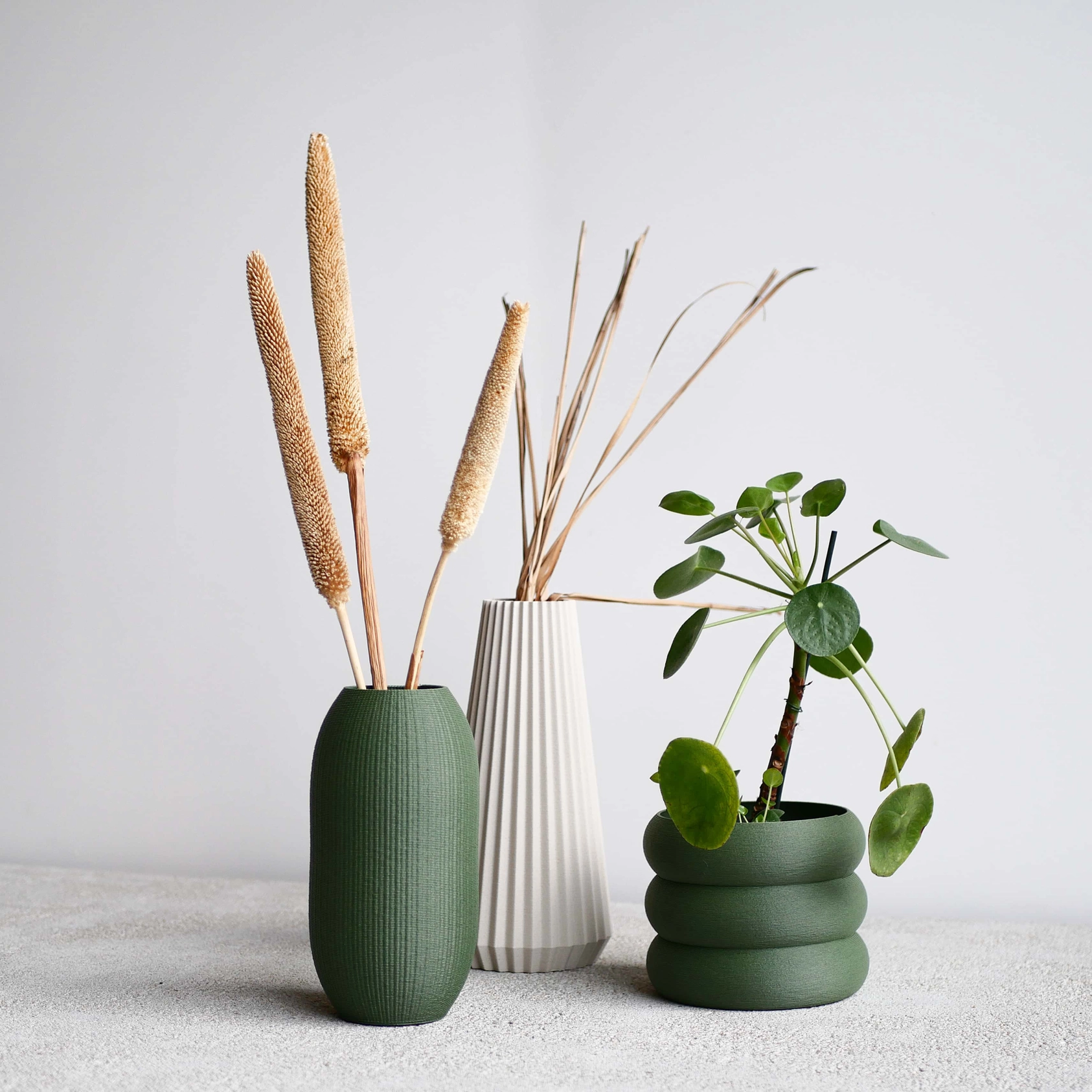 Minimum Design nachhaltige Vase FARO für künstliche Pflanzen