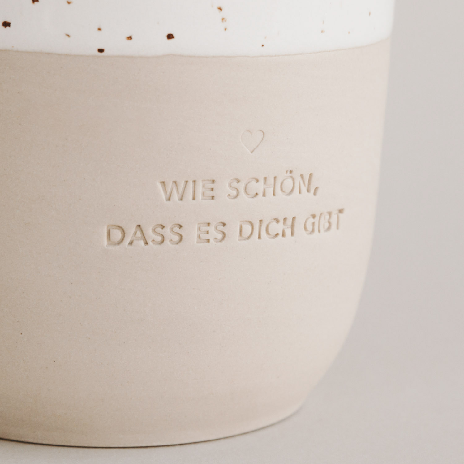 Eulenschnitt Becher aus Steingut | Aufdruck Wie schön, dass es dich gibt | Kaffeebecher aus Portugal