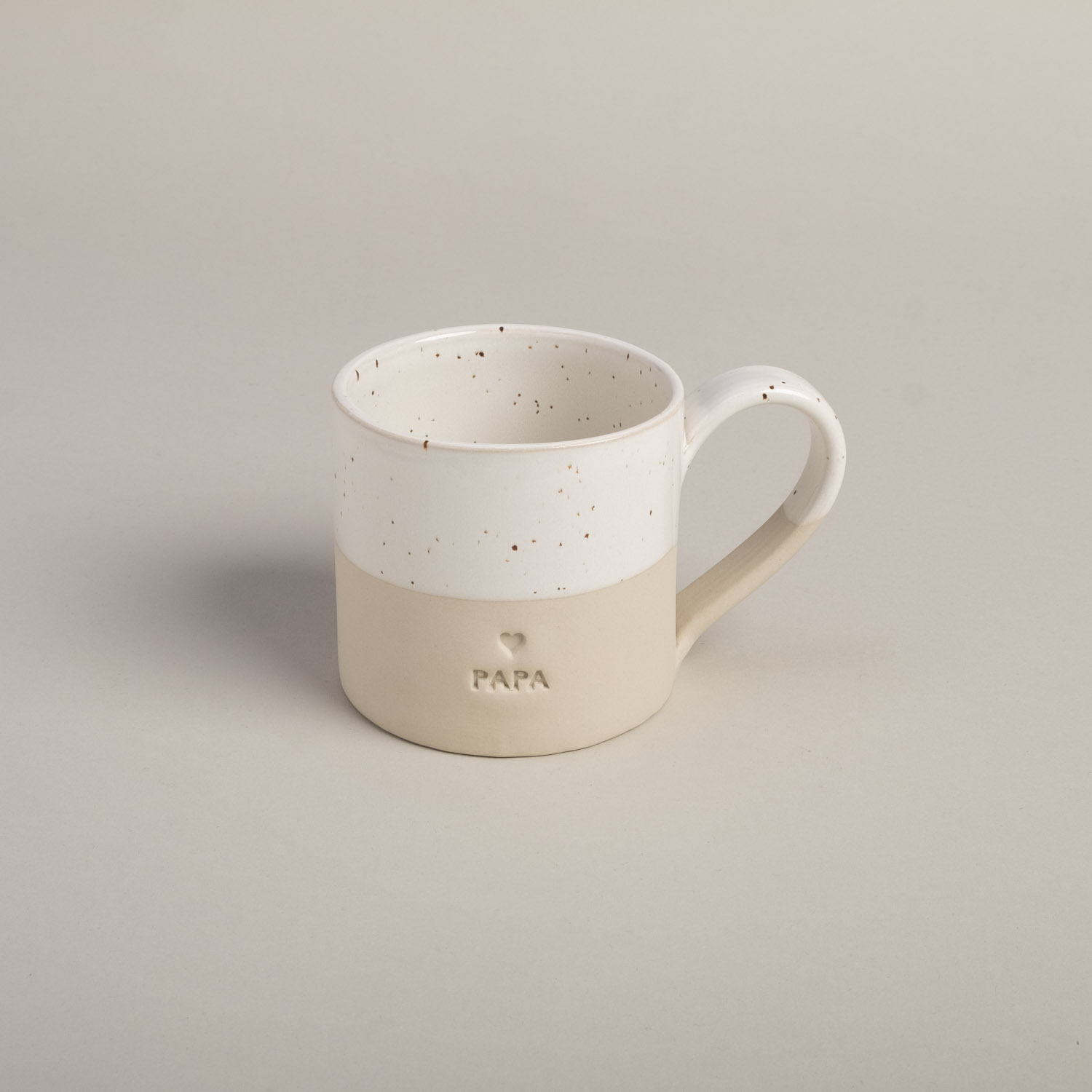 Eulenschnitt große Steingut-Tasse PAPA mit Griff, spülmaschinenfest