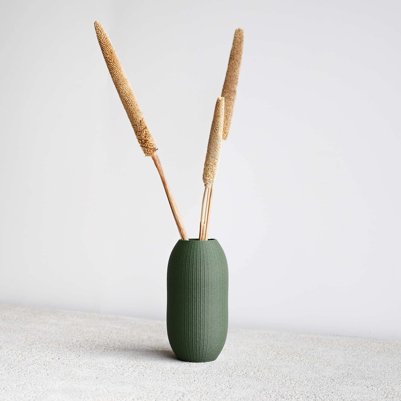 Minimum Design nachhaltige Vase FARO für künstliche Pflanzen