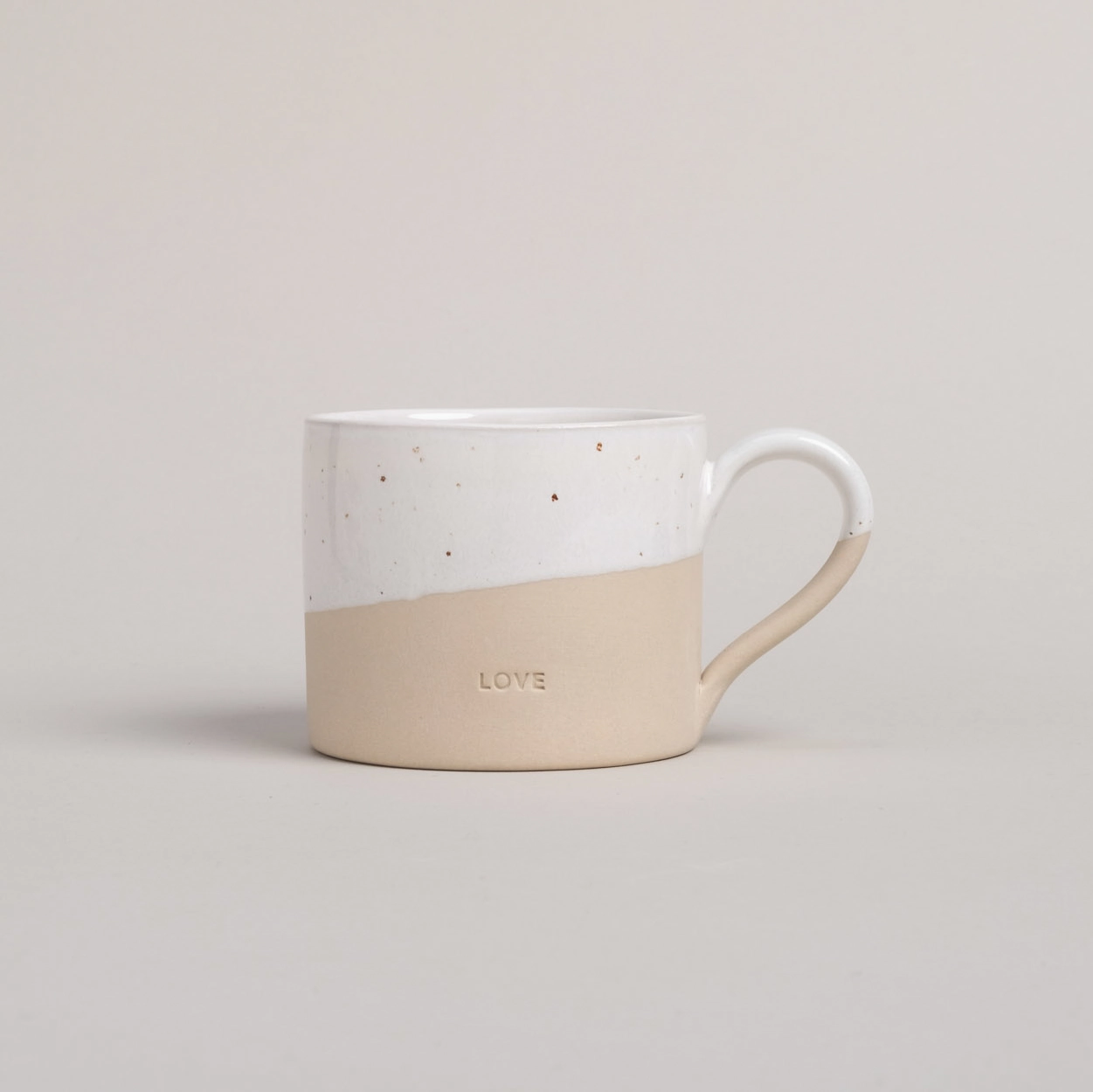 Eulenschnitt Tasse mit Aufschrift LOVE, aus Steingut, 250 ml