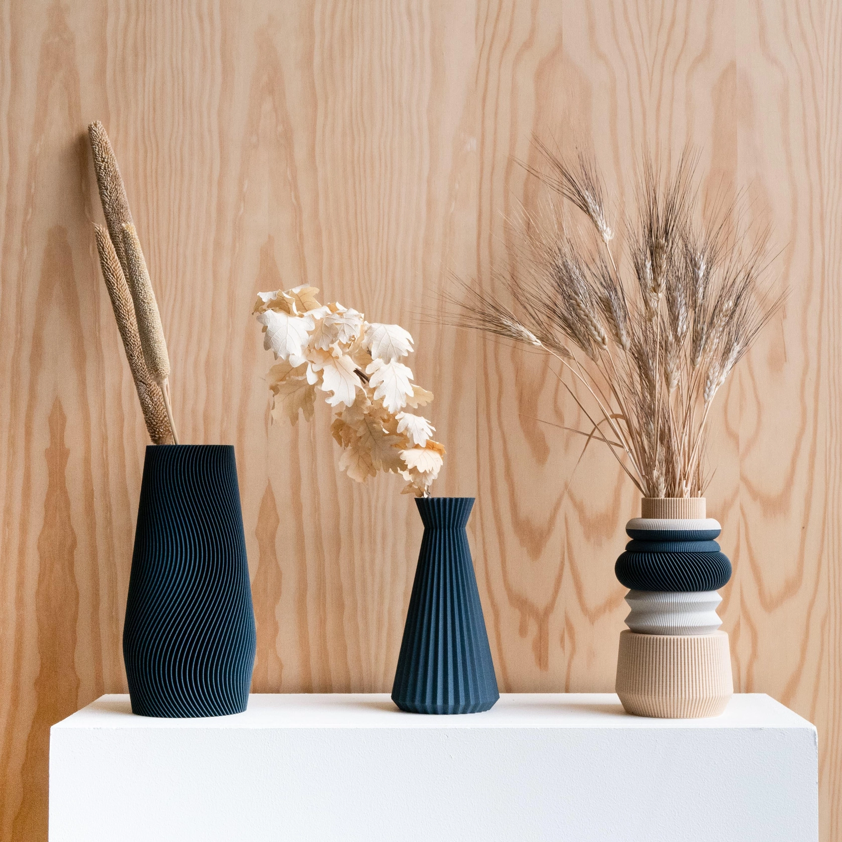 Minimum Design ausgefallene Deko-Vase ISHI in verschiedenen Farben und Größen