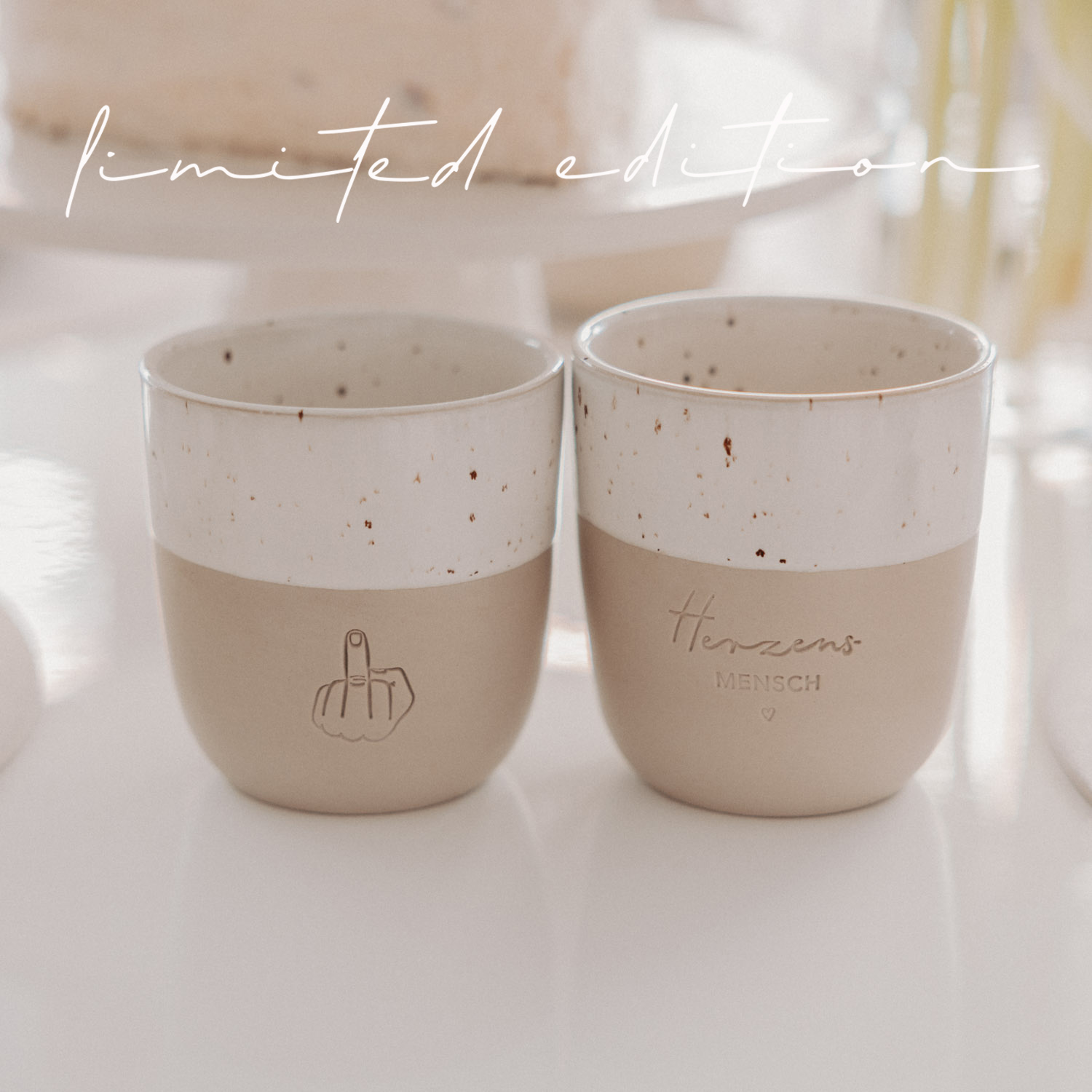 Eulenschnitt Steingut-Becher Herzensmensch | Limited Edition | Kaffeebecher 320 ml